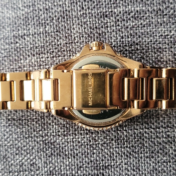 Michael Kors wrist watch - Picture 3 of 5